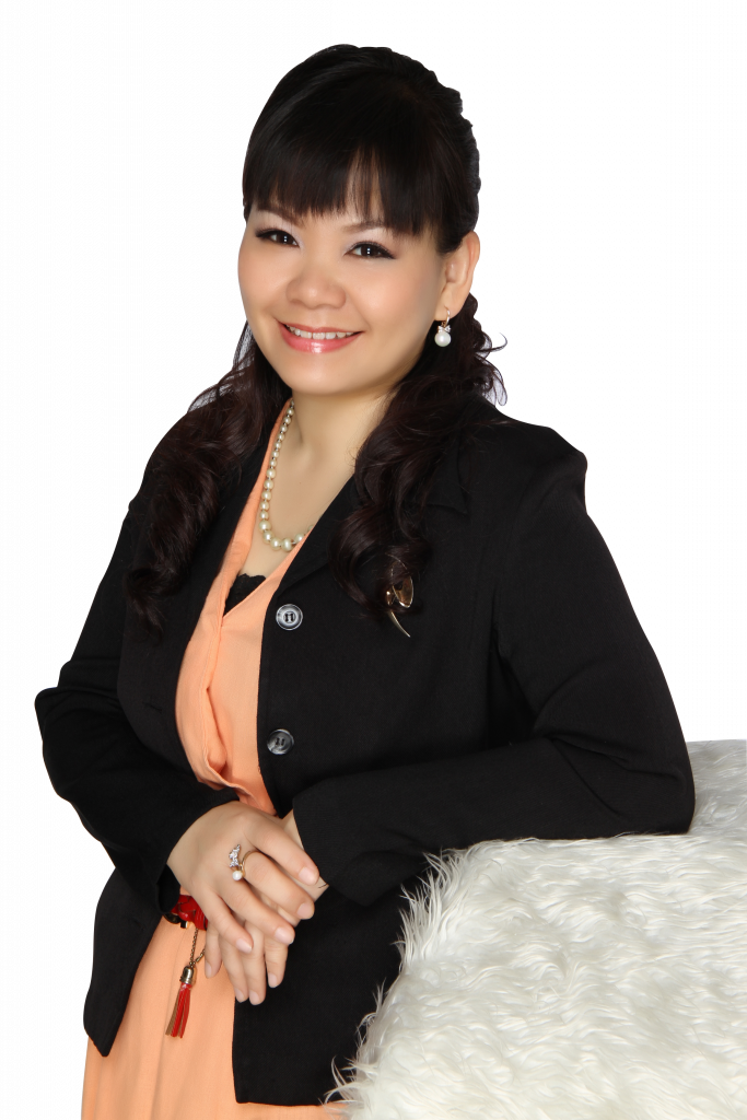 img_4974_transparent financial planner